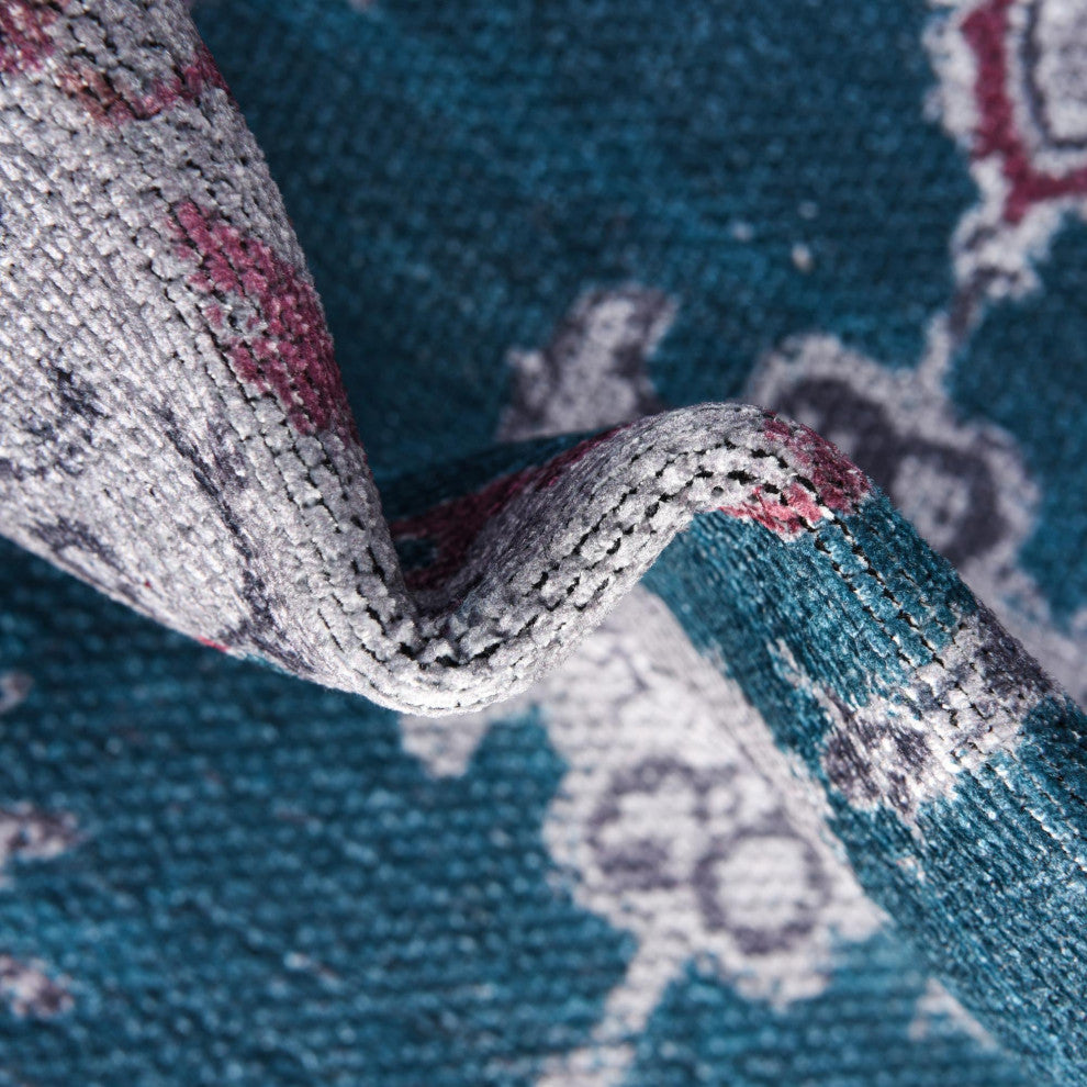 Unique Loom Renaissance Roma Area Rug