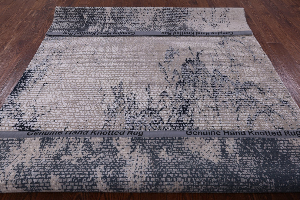 6' 6" X 9' 8" Wool and Silk Modern Hand Knotted Rug Q7127