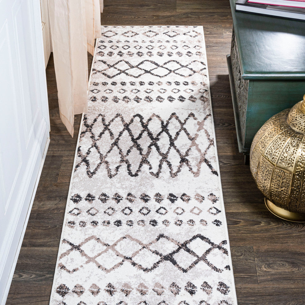 Aksil Moroccan Diamond Ivory/Brown 2 ft. x 8 ft. Runner Rug