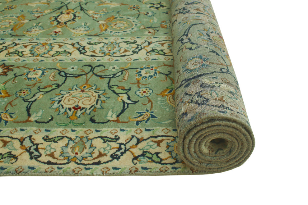 Super Vintage Distressed Calvert Lt. Green/Red Rug, 10'2 x 13'0