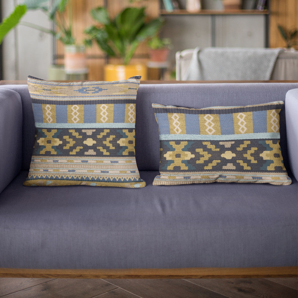 Plutus Blue Unique Lanes Border Luxury Throw Pillow, 20"x30"