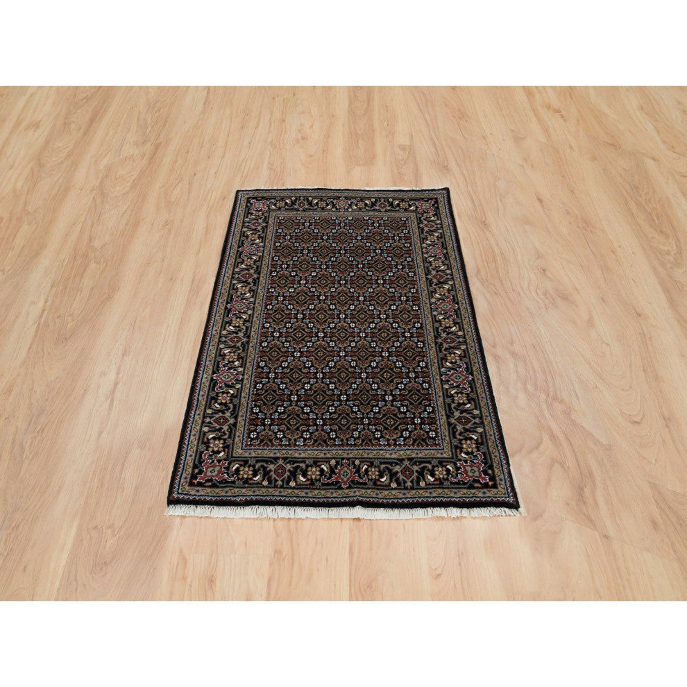 Eerie Black Wool 175 KPSI Mahi Tabriz Hand Knotted Oriental Rug, 3'1"x5'1"