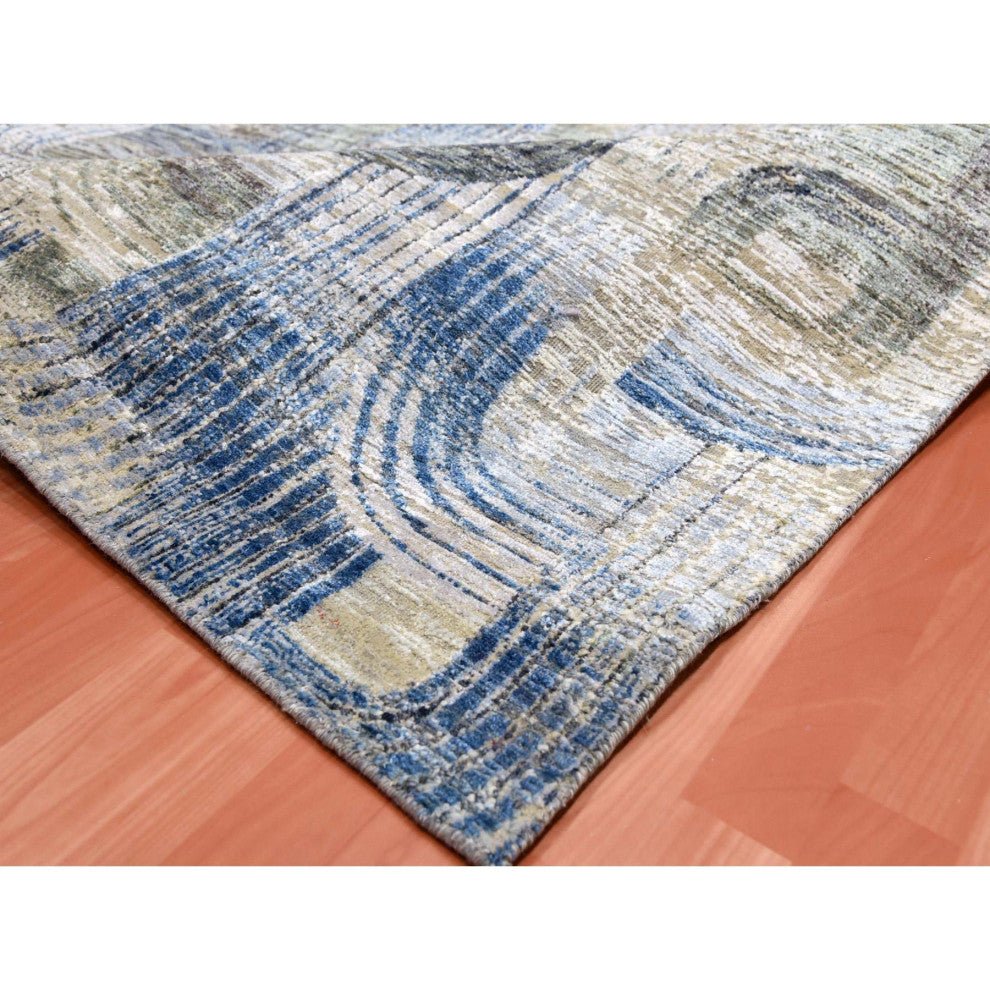 THE INTERTWINED PASSAGE Hand Knotted Silk Textured Wool Oriental Rug, 6'0"x9'0"