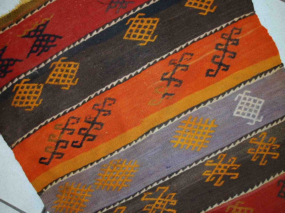 Handmade vintage Persian Sumak kilim 2,3' x 4.3' (70cm x 132cm) 1940s