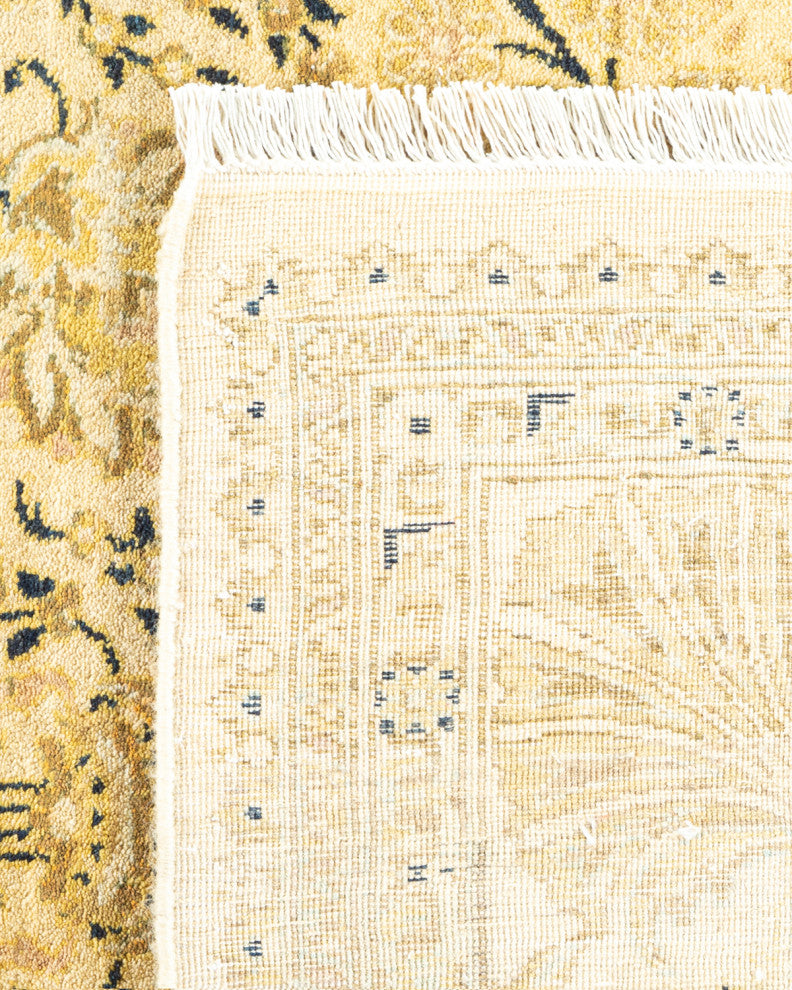 Catalina, One-of-a-Kind Hand-Knotted Area Rug Ivory, 6'2"x8'10"