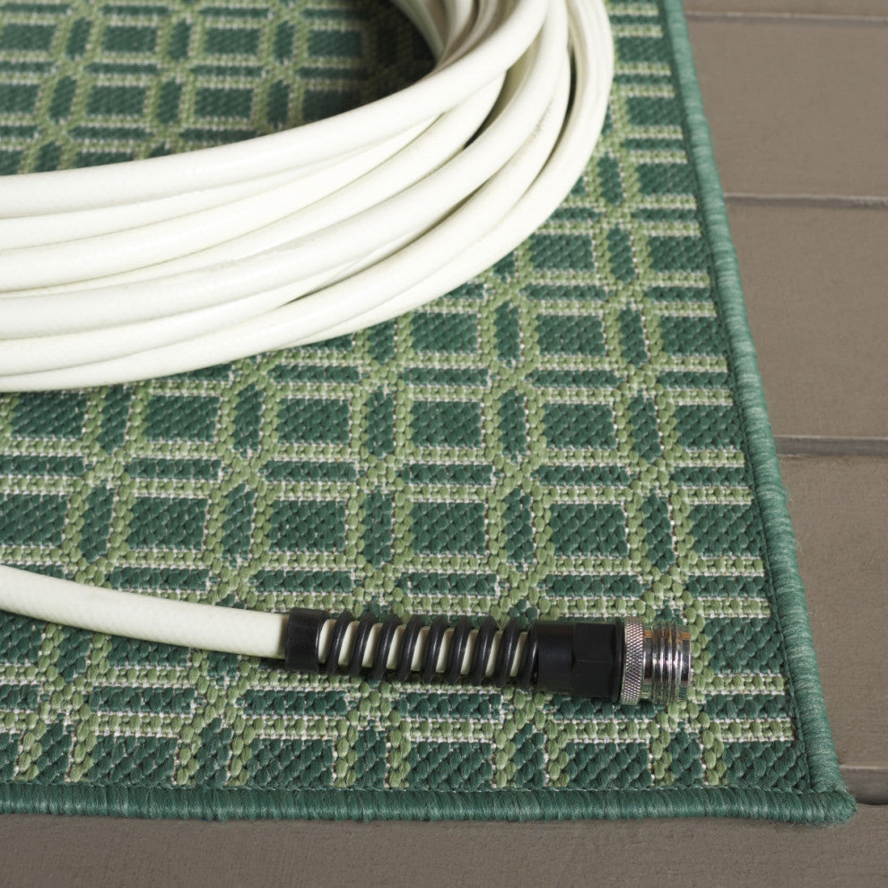 Safavieh Terrace Collection TER808 Rug, Dark Green/Light Green, 9'x12'