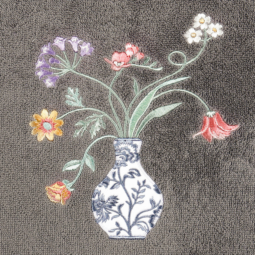Linum Home Textiles 100% Turkish Cotton STELLA 2PC Embellished Bath Towel Set