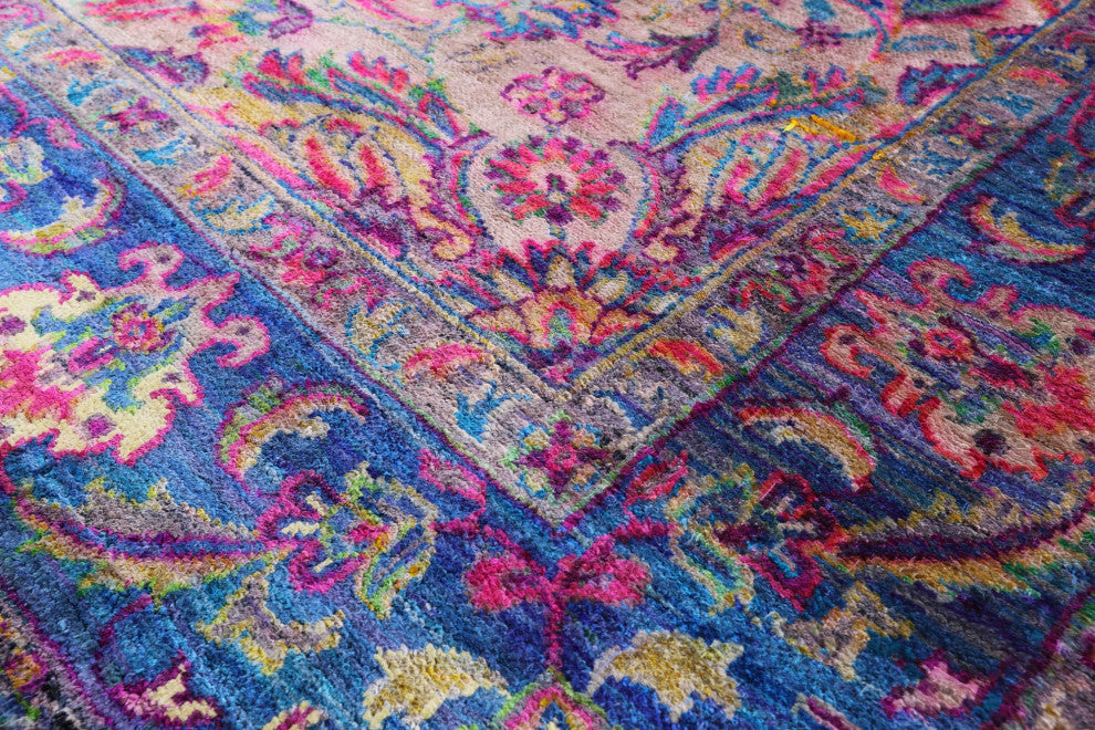 7' 9" X 9' 10" Persian Handmade Silk Rug Q6802