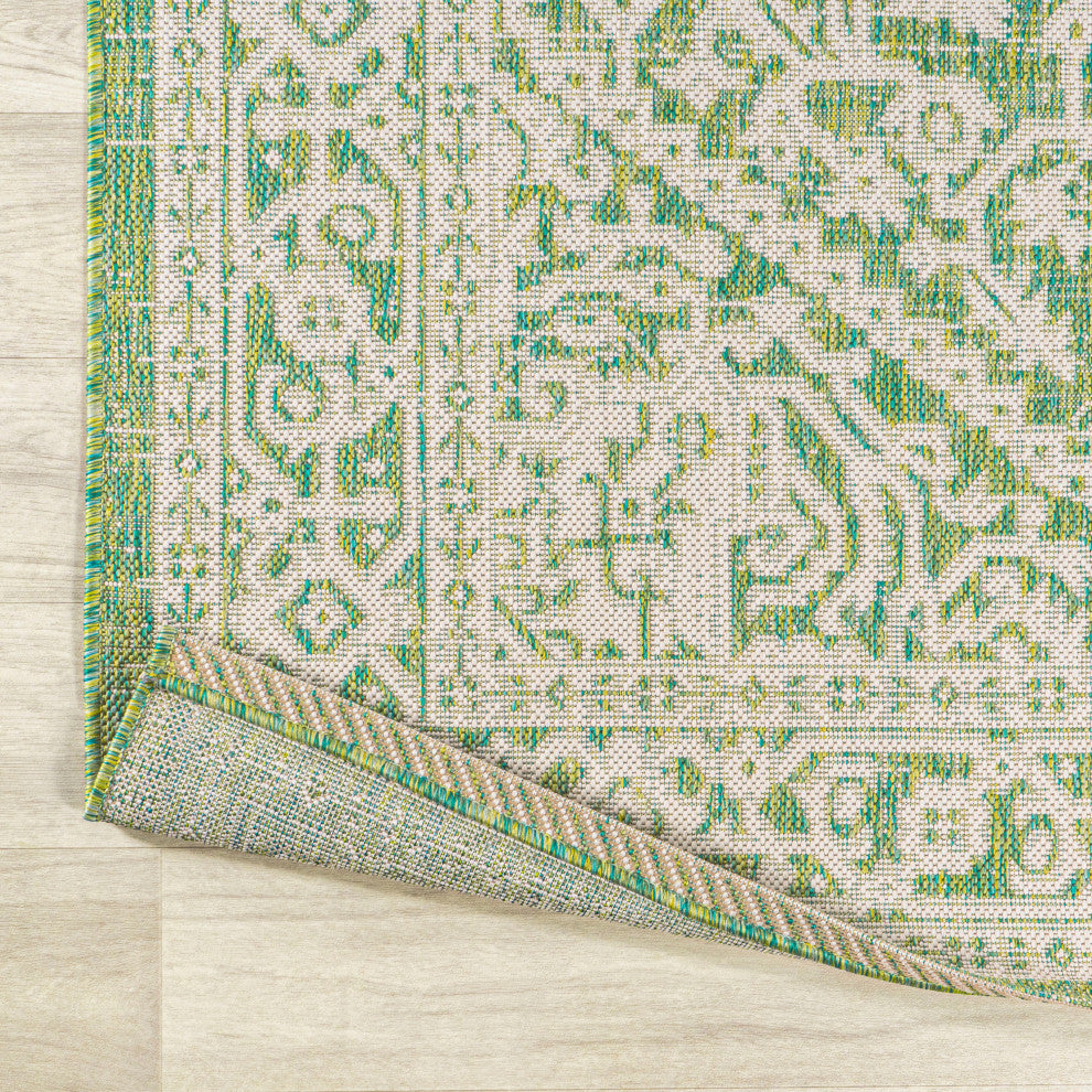 Sinjuri Medallion Textured Weave Indoor/Outdoor, Cream/Green, 2x10
