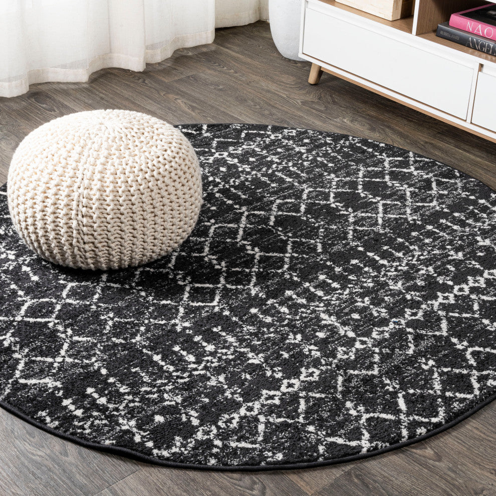 Moroccan HYPE Boho Vintage Diamond Black/Ivory 6' Round Area Rug