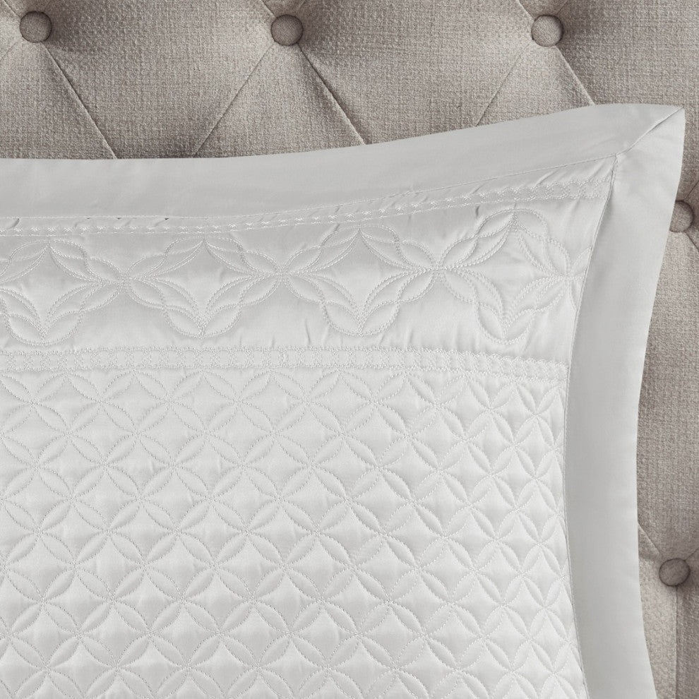 Croscill Versailles Matte Satin 3-Piece Quilt Set, Silver, King
