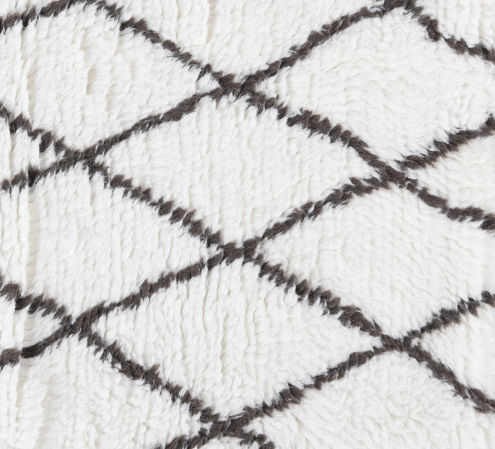 Classic Home Hawthorne Diamond Shag Ivory/Dark Brown 8x10 Rug