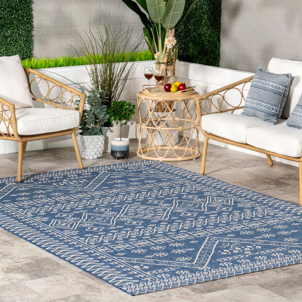 Nuloom Transitional Diamond Tribal Outdoor Area Rug, Blue 7'6"x10'9"