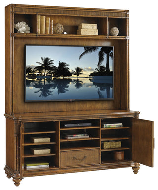 Pelican Cay Entertainment Deck