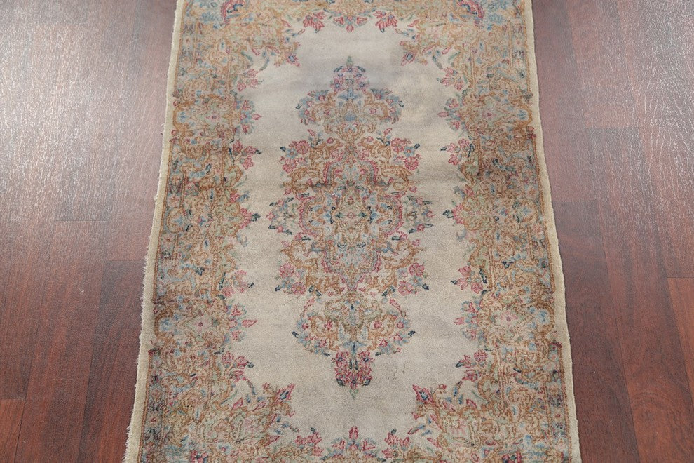 Consigned, Oriental Hand-Knotted Vintage Persian Style Rug, Brown, 5'1"X3'0"