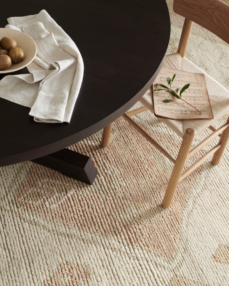 Loloi Anissa Ivory / Multi 7'-9" x 9'-9" Area Rug