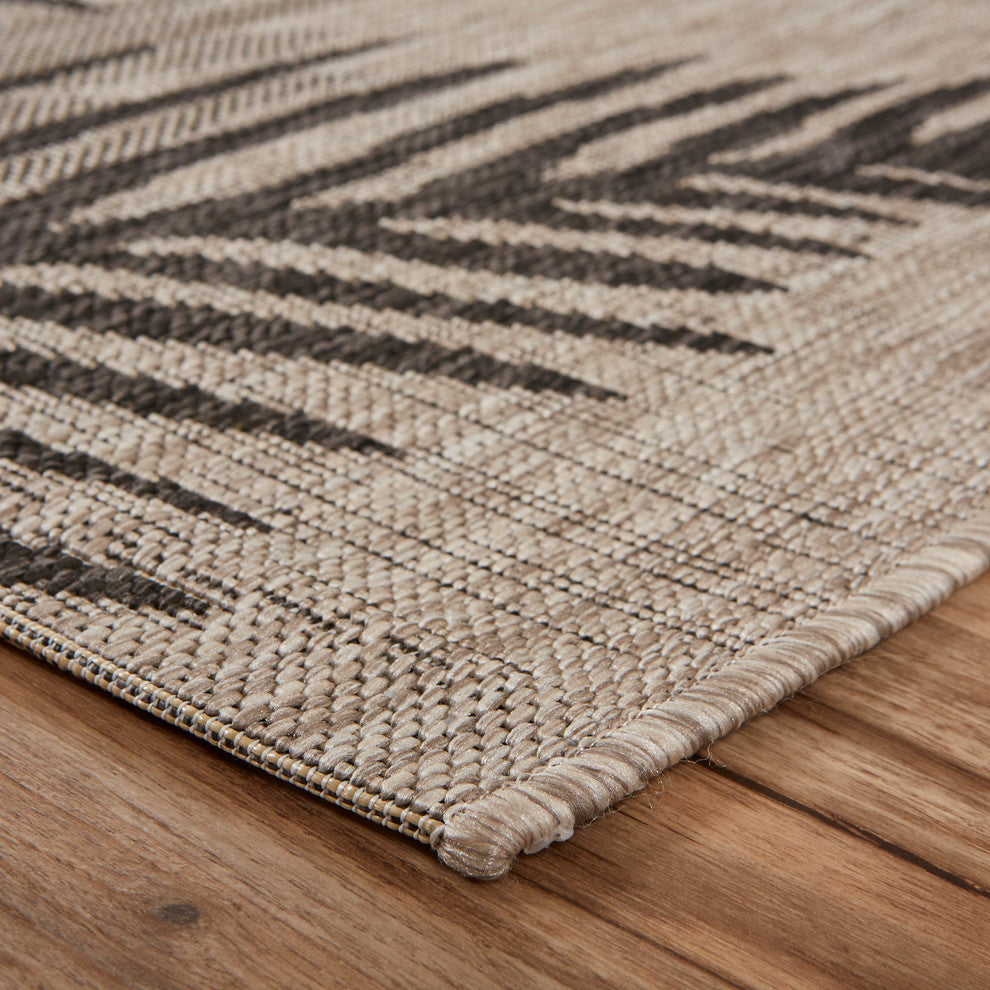 Touch of Palm Area Rug, 5'x7'