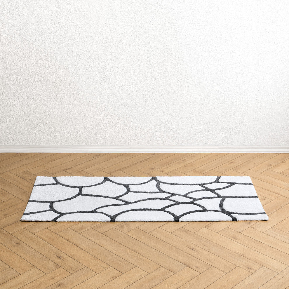 Edington Machine Tufted Bath Mat, Gray, 24x60