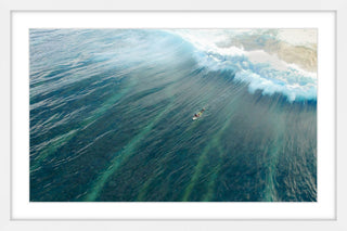 Majestic Wave Framed Print, 91x61 cm