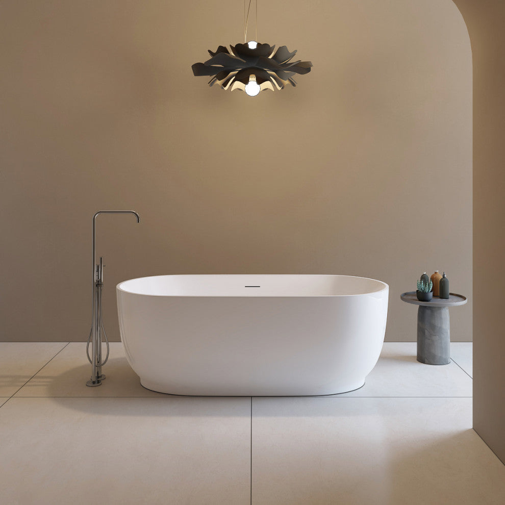 Jorimi 67" Bathtub, White