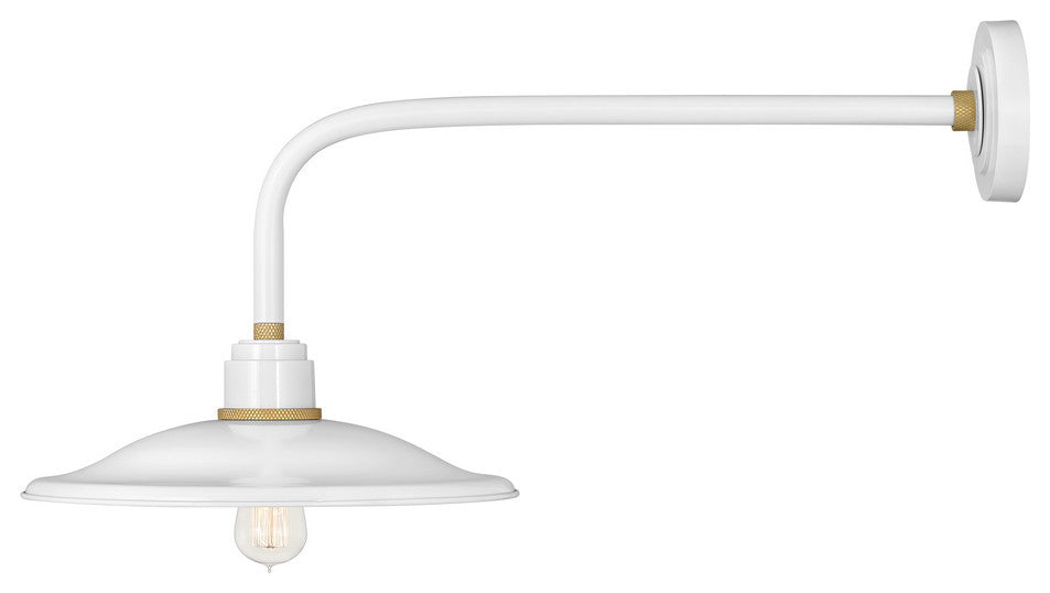 Hinkley Foundry 1-Light Outdoor Wall Mount Lantern, Gloss White