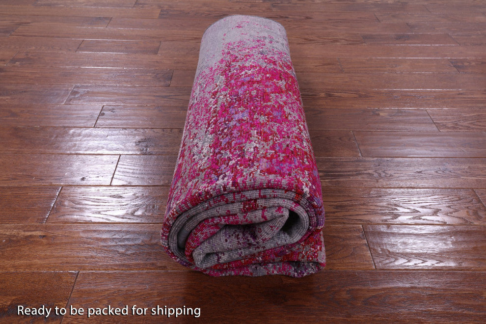 6' 4" X 9' 11" Hand-Knotted Wool and Silk Abstract Rug Q9062