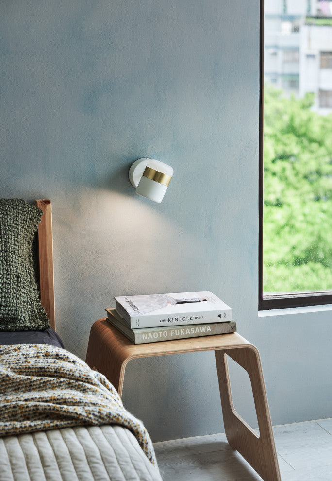 Ling Wall Lamp, White And Matte Brass