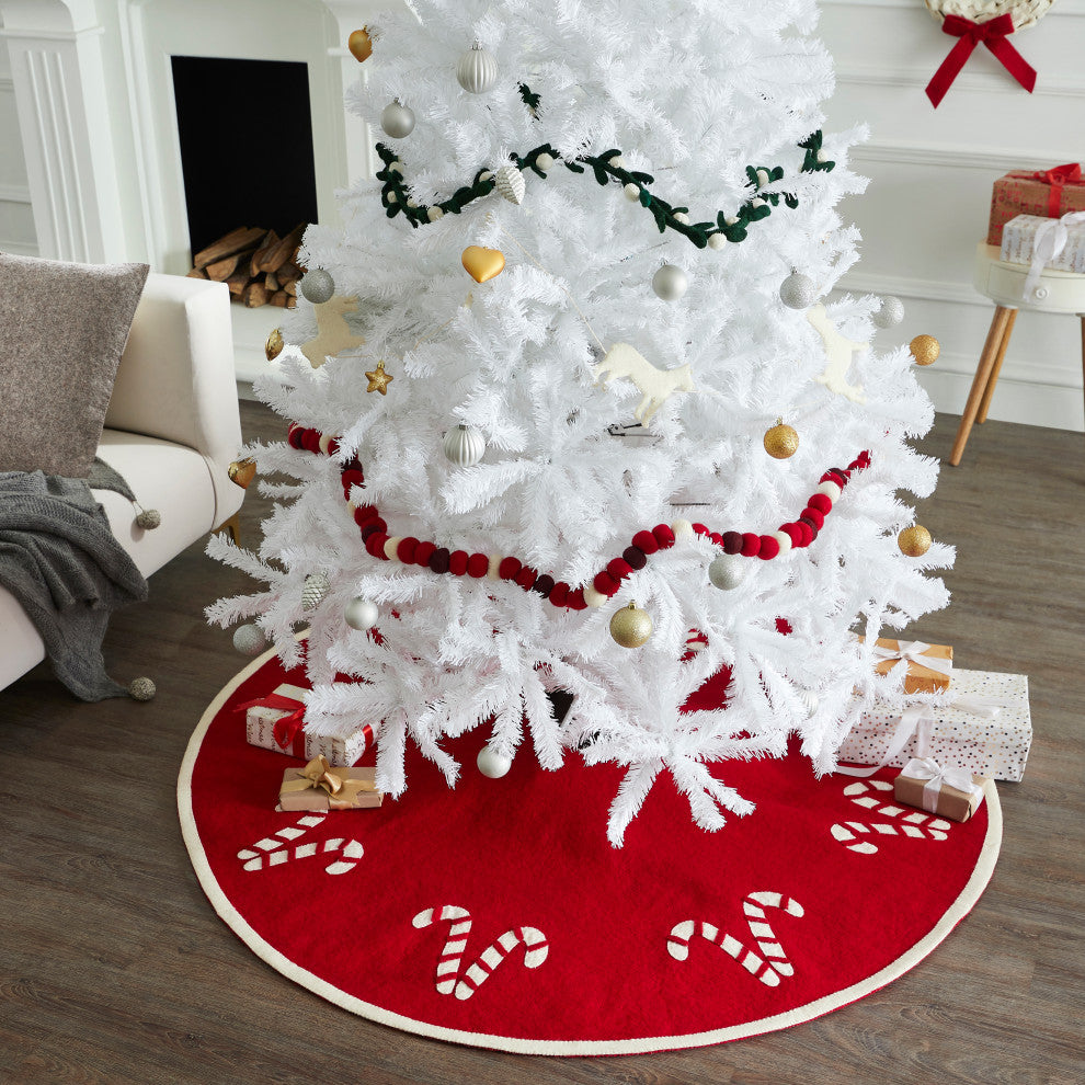 Candy Cane Christmas Tree Skirt in Red