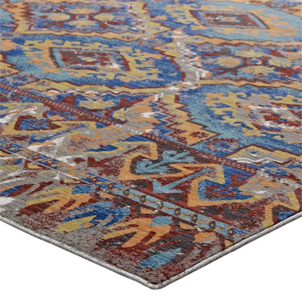 Centehua Distressed Southwestern Aztec 4x6 Area Rug in Multicolored
