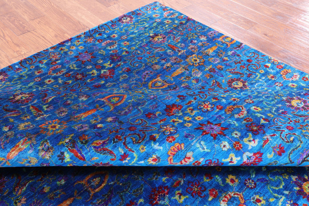 7' 11" X 10' 0" Persian Hand-Knotted Silk Rug Q5961