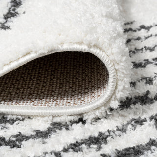 Elm Diamond Stripe Geometric Shag, White/Black, 2 X 10