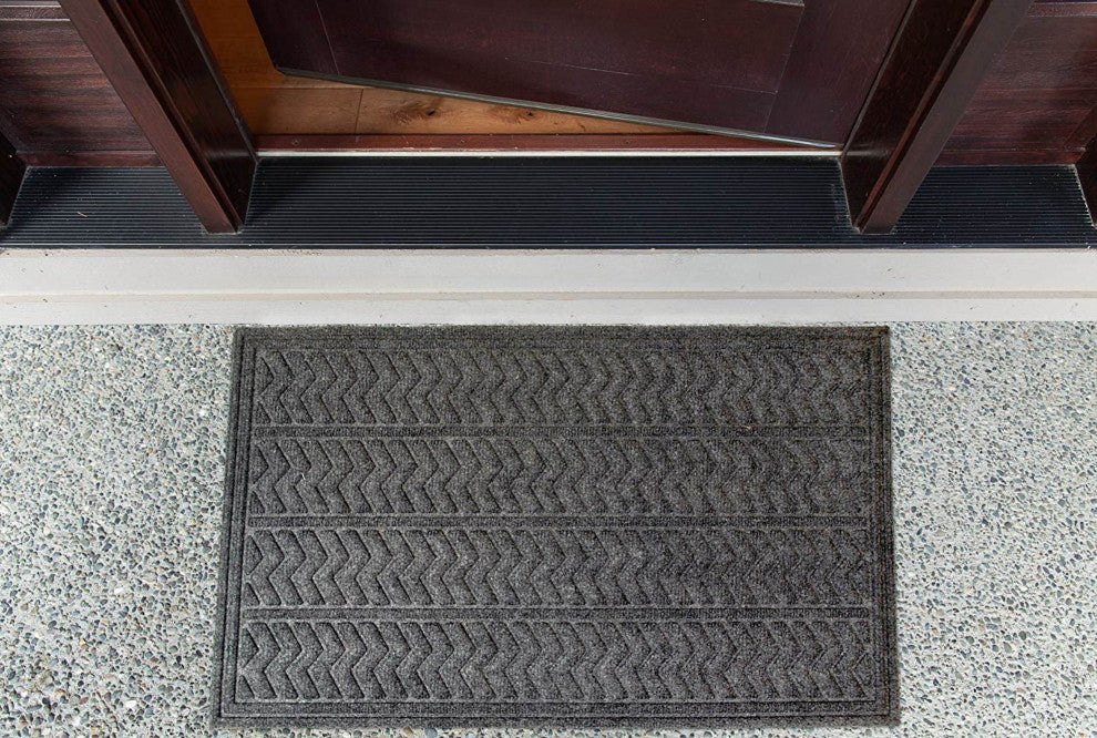 Dark Gray Chevron Hog Mat 18"x30"
