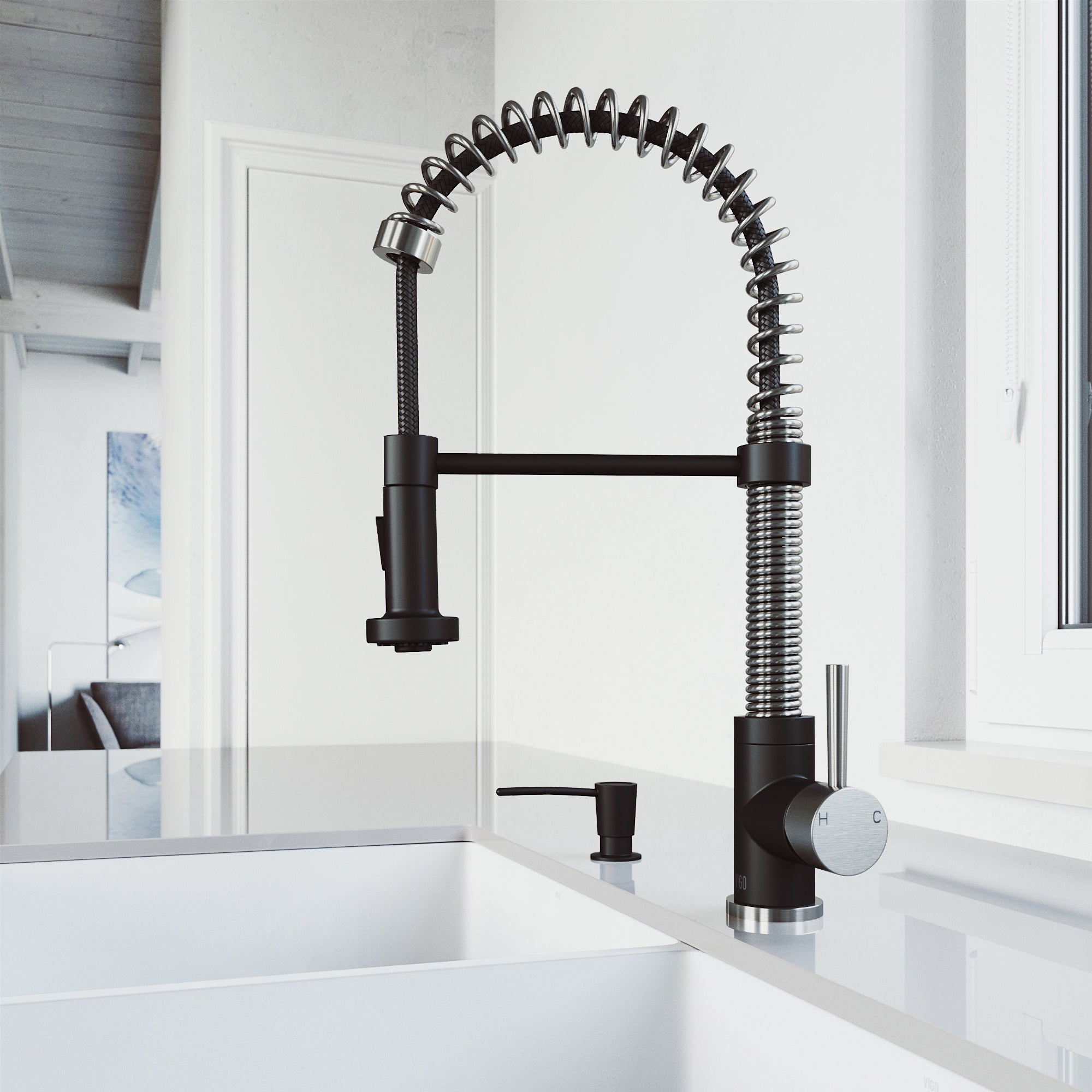 VIGO Edison 19" H Single Handle Pull-Down Sprayer Kitchen Faucet, Stainless Steel/Matte Black, No Sensor, With Soap Dispenser