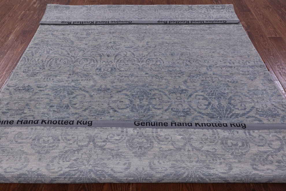 6' 3" X 9' 0" Modern Handmade Wool Rug Q8602