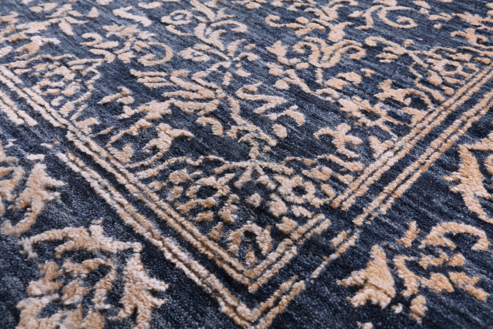 8' 1" X 10' 1" Hand Knotted Wool and Silk Persian Rug Q6252