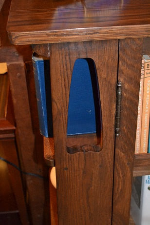 Crafters and Weavers Mission Solid Oak Double-Door Bookcase With Side Shelves