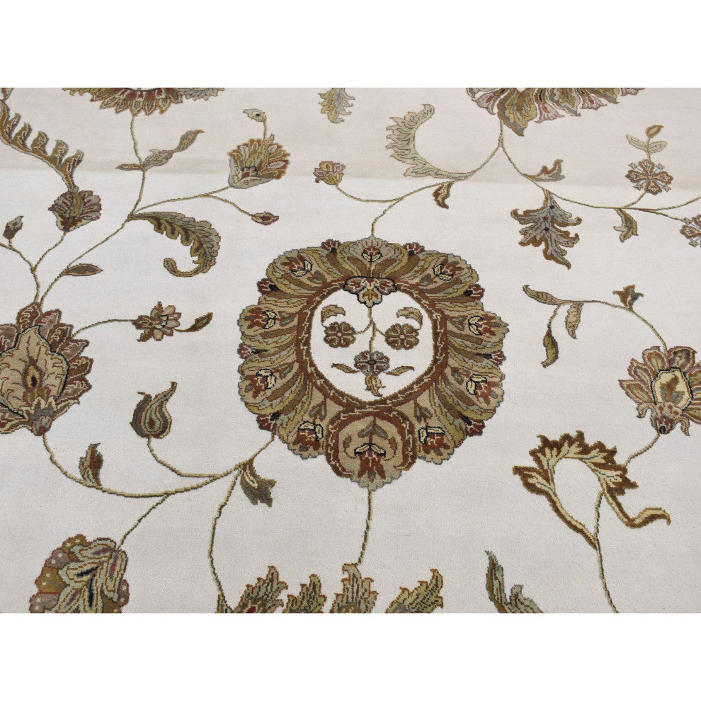 Timberwolf Gray, Rajasthan Design, Wool and Silk Hand Knotted Rug, 6'x9'2"