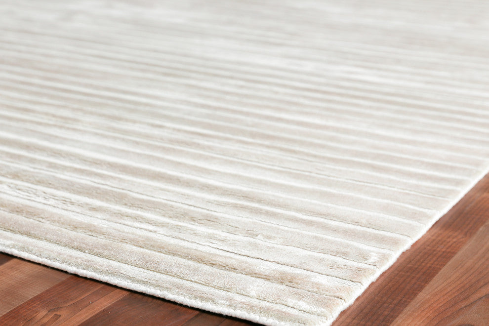 High Low Handmade Hand Loomed Viscose and Cotton Silver Area Rug