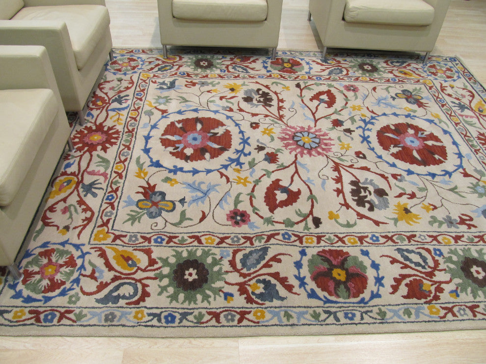 Ivory Transitional Floral Suzani Area Rug