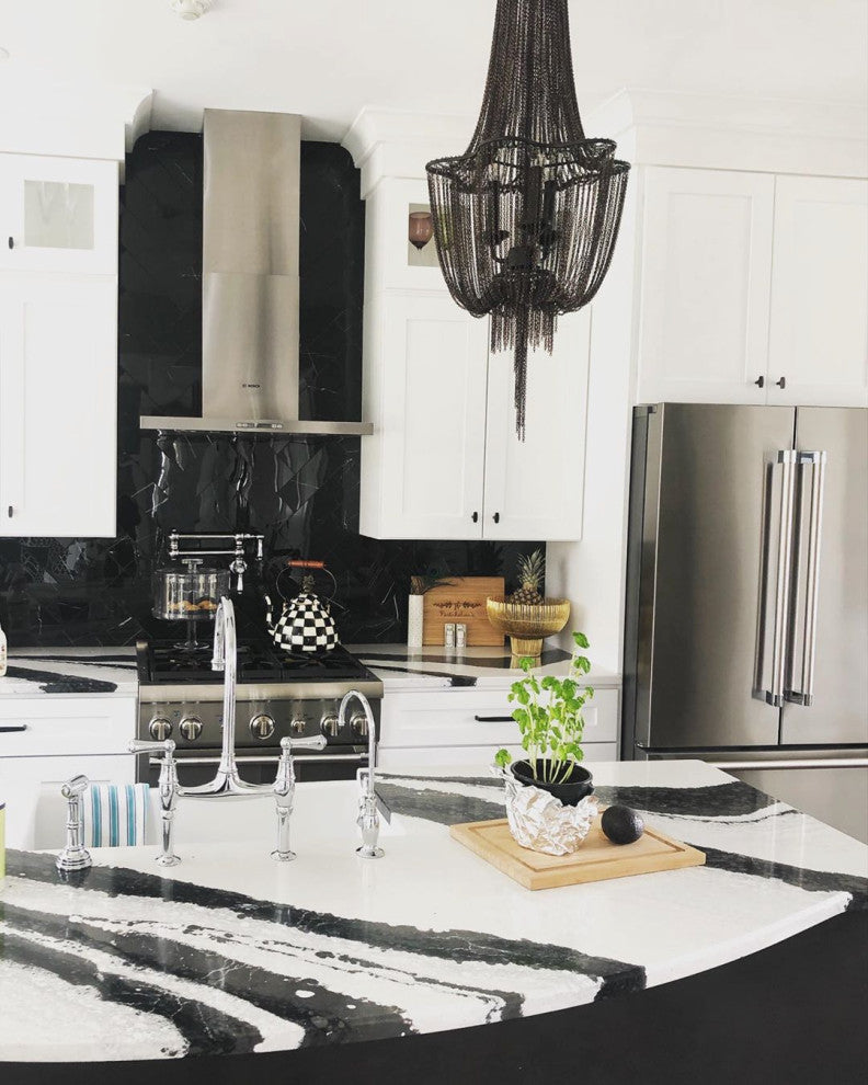 15" Gothic Bronze Chain Pendant Chandelier, 3-Light