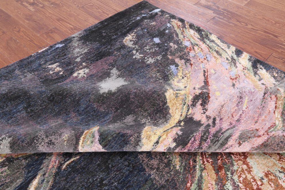 7' 10" X 10' 3" Hand Knotted Phoenix Design Wool and Silk Rug Q9101