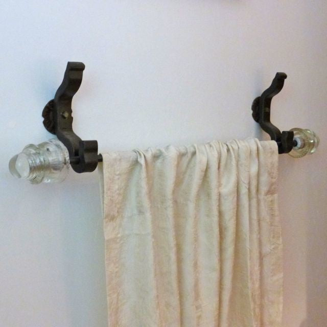 Rail Anchor Curtain Bracket System With Glass Insulators, Pair