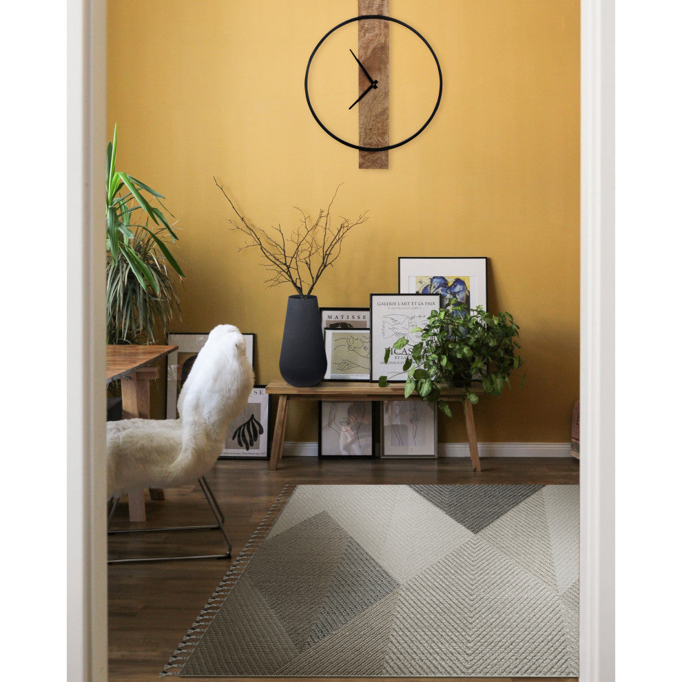 Ambrose 3'28" X 4'92" Ft Power Loomeded Indoor Rug