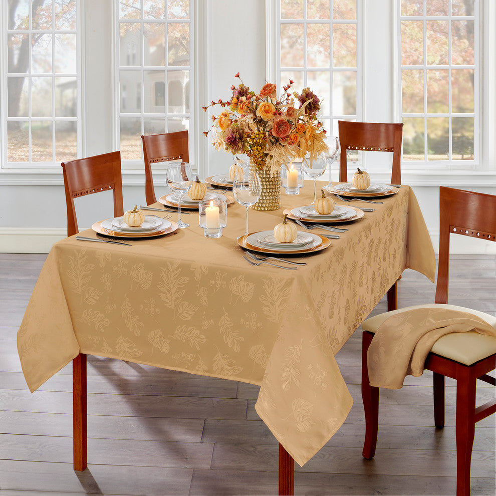 Elegant Woven Leaves Jacquard Damask Tablecloth, Gold, 60"x84" Oval