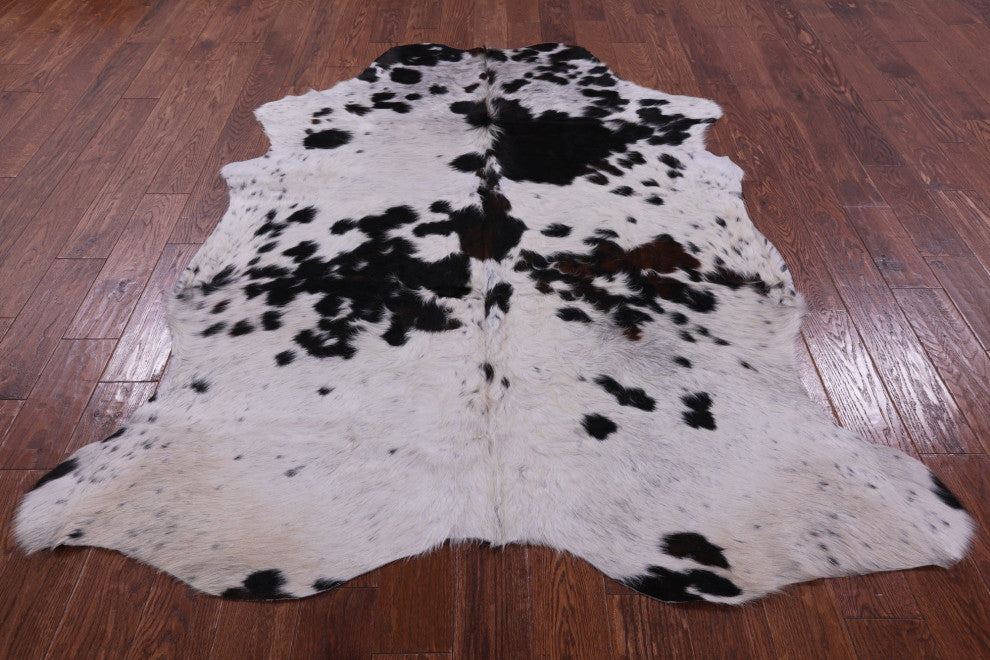 7' 1" X 5' 8" Natural Cowhide Rug C2403
