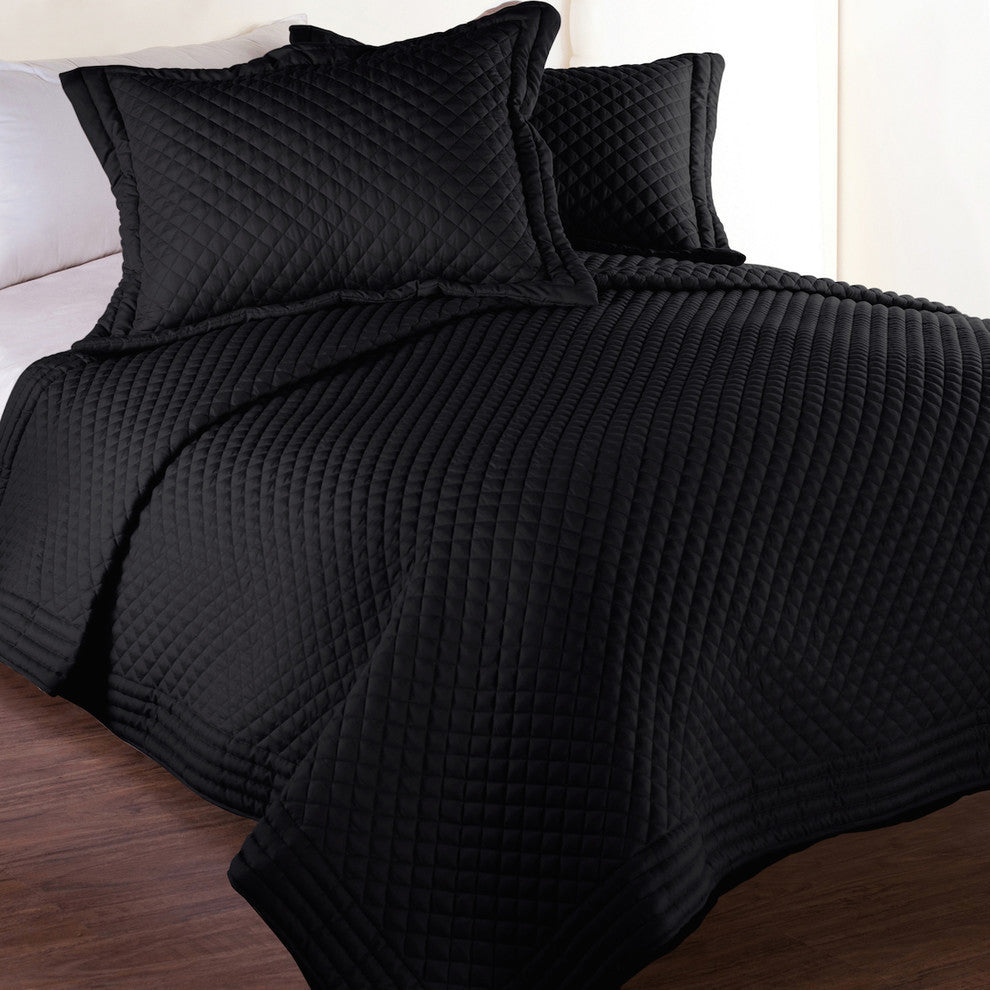 Lotus Home Diamondesque Water and Stain Resistant Quilt, Black, Twin