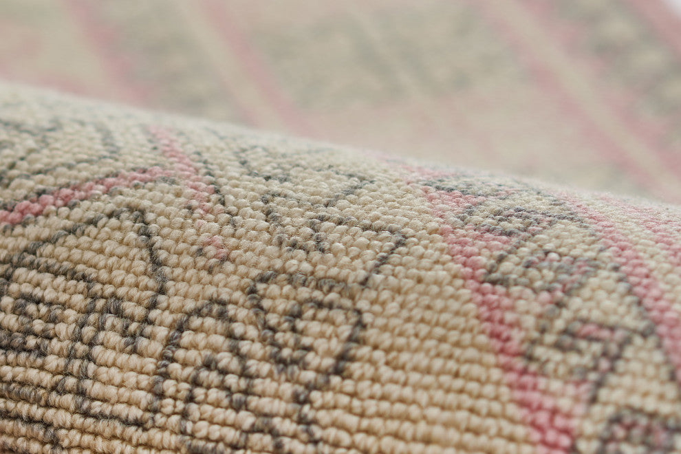 Momeni Anatolia Wool and Nylon Pink Area Rug 2' X 3'