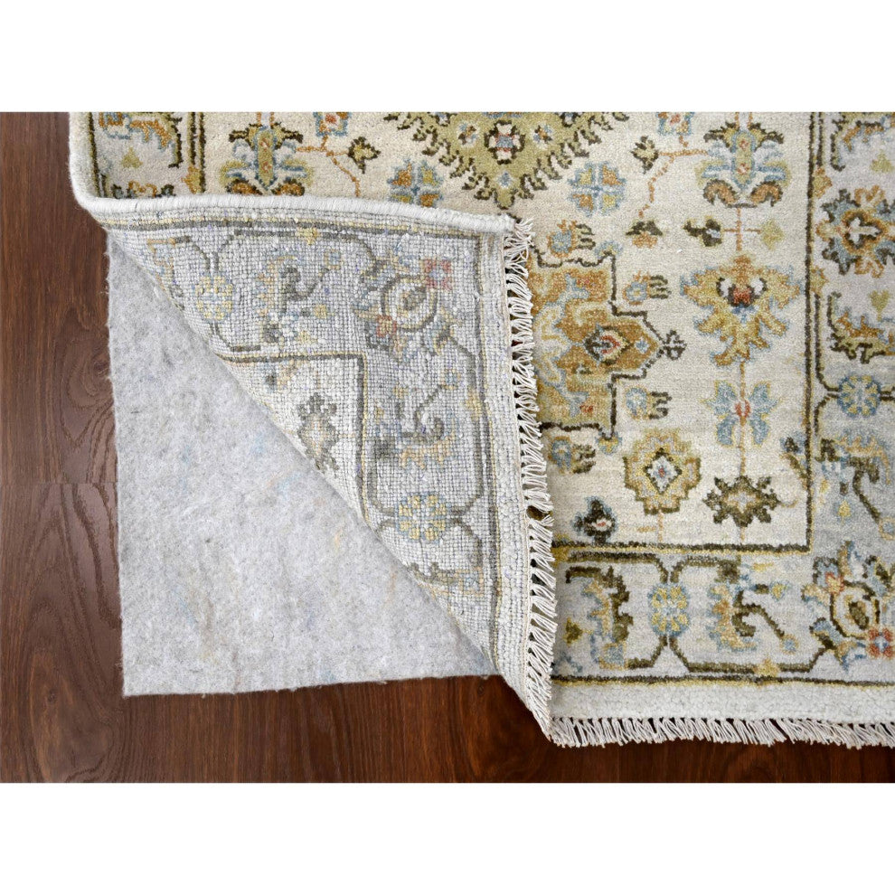 Acoustic White Hand Knotted Karjihooz Soft Wool Runner Rug, 2'7"x7'9"
