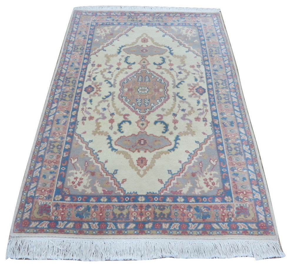 Hand-Knotted Beige Oushak Design Oriental Rug, 4x6