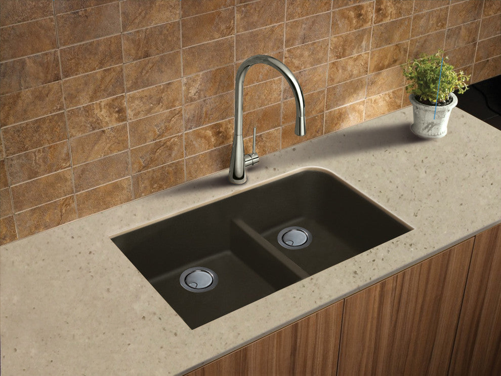 Transolid Radius Granite 31-in Undermount Kitchen Sink